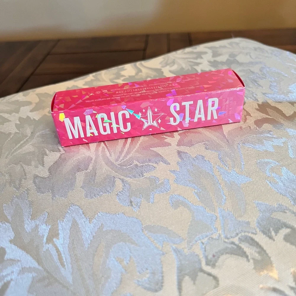 ✨FINAL PRICE✨💋NIB C9.5 Jeffree Star Magic Star Concealer